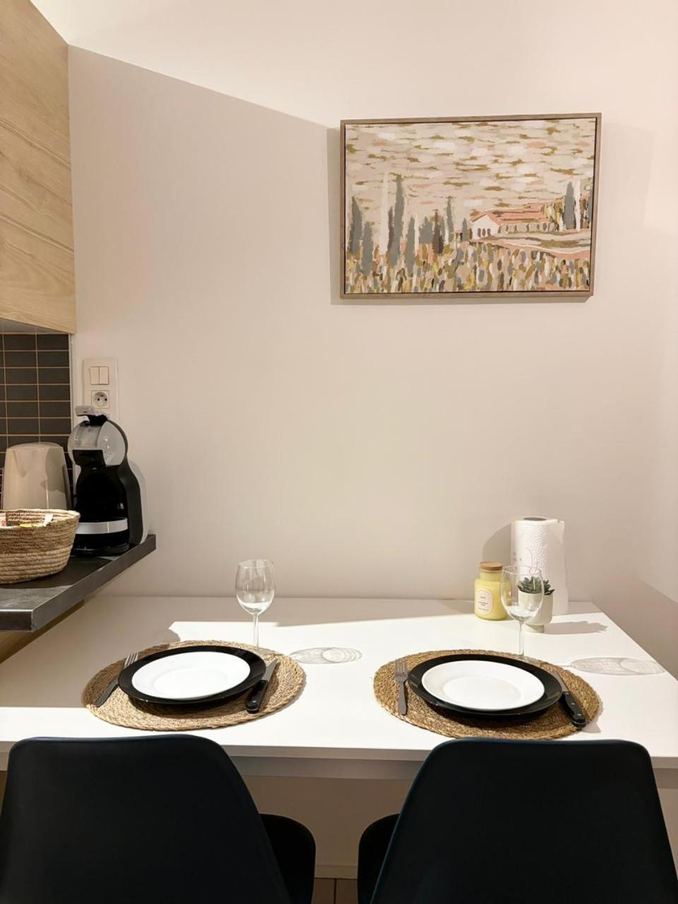 Le Marguerite & Le Melange Savant Apartment Руан Екстериор снимка