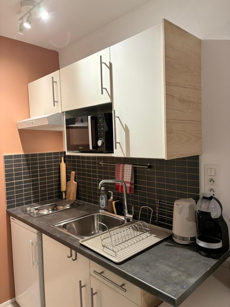 Le Marguerite & Le Melange Savant Apartment Руан Екстериор снимка